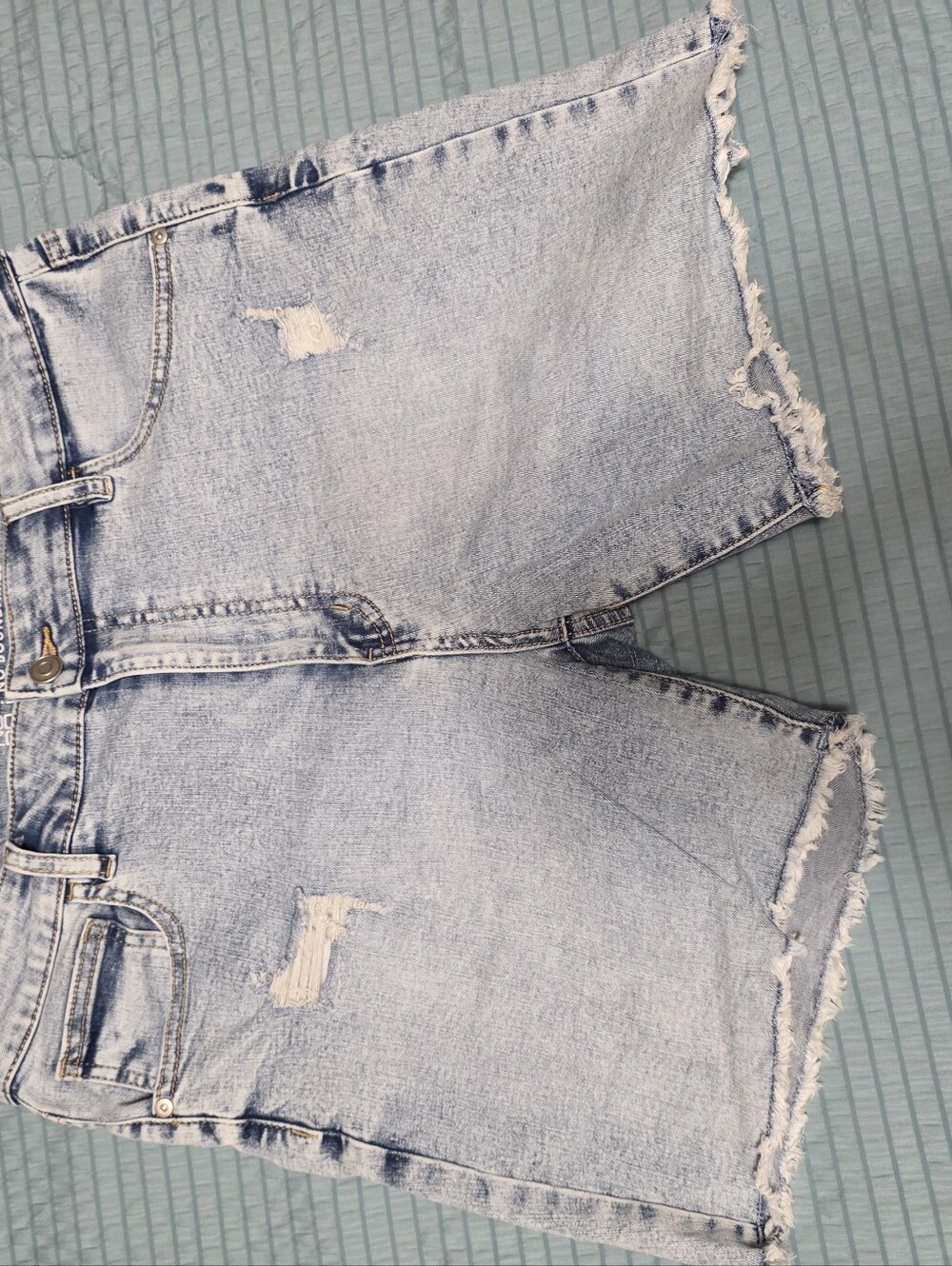 No Boundaries Light Blue Distressed Boyfriend Denim Shorts